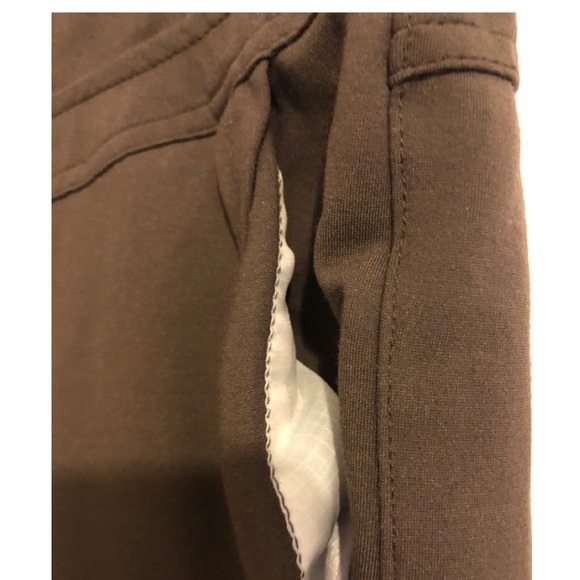 Pants with pockets - Picture 2 of 4